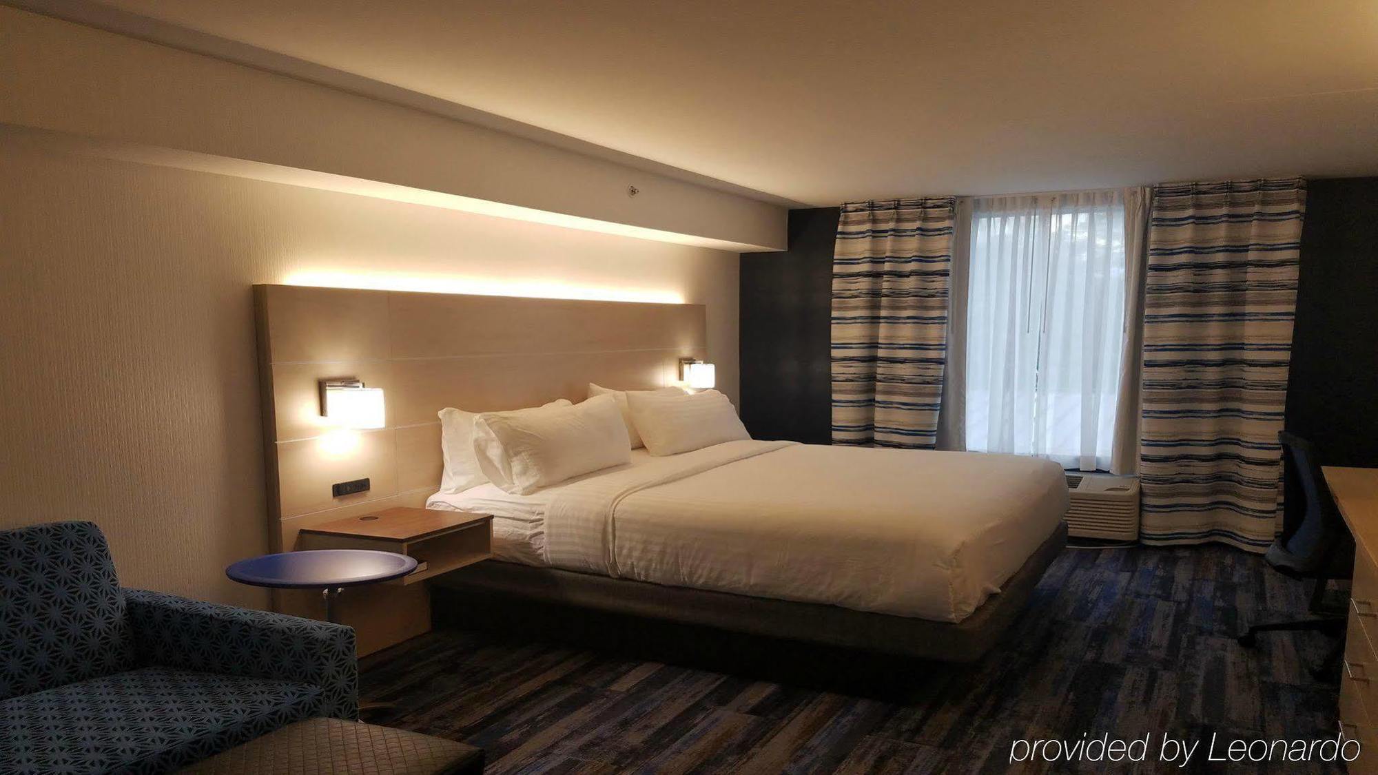 Holiday Inn Express - Williamsburg Busch Gardens Area By Ihg Luaran gambar